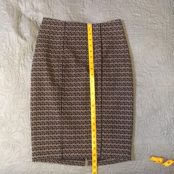 Mossimo Brand Pencil Skirt - Picture 3 of 7